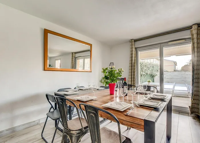 St Simon - 11 Couchages, Piscine, Parking, Parfait Entre Famille, Amis Ou Pros