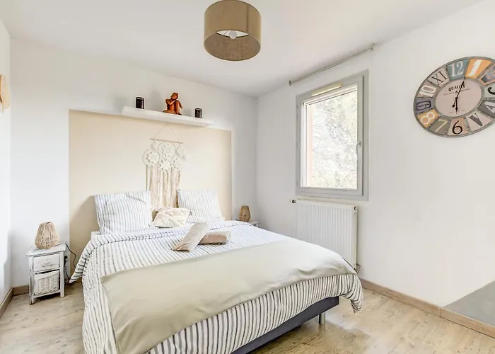 St Simon - 11 Couchages, Piscine, Parking, Parfait Entre Famille, Amis Ou Pros *